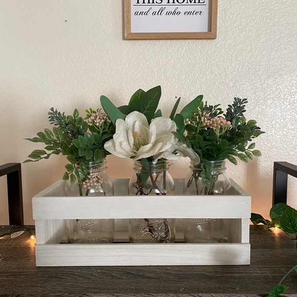 Beautiful Farmhouse Mason Jar Centerpiece - Picture 4 of 4